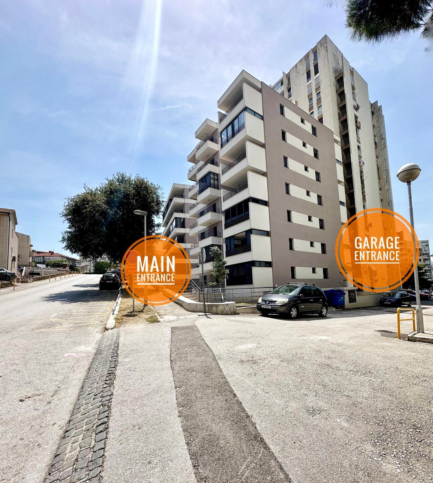 Апартаменты S'Akvarel 1 & 5 - Private Garage Сплит Экстерьер фото