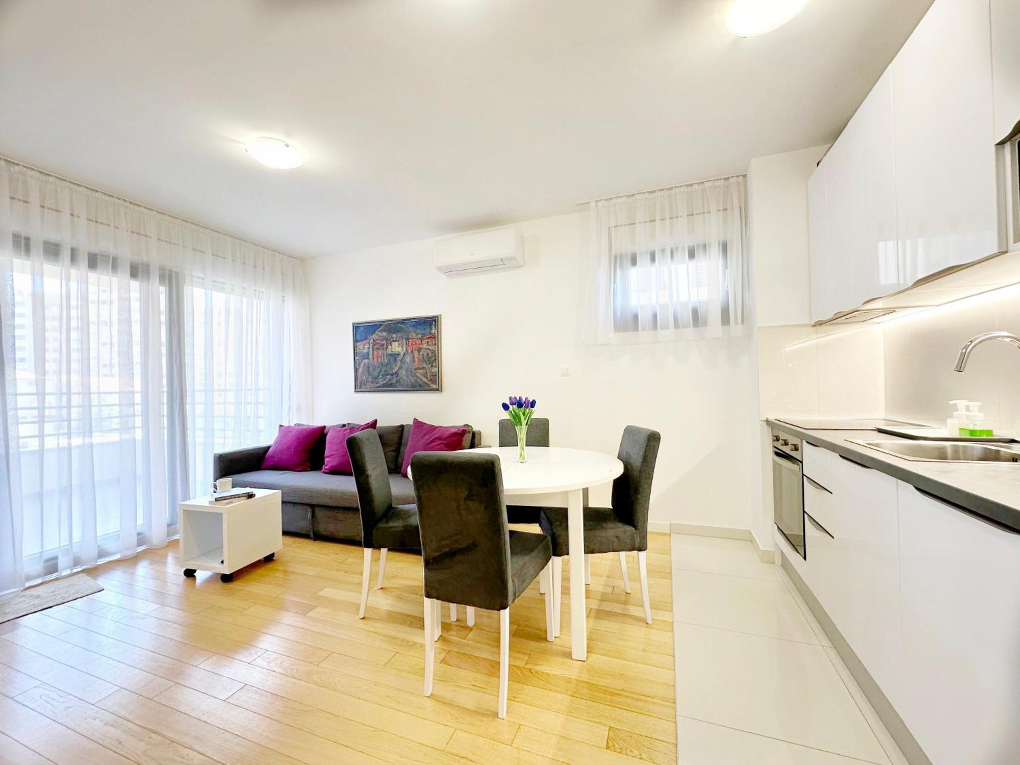 Апартаменты S'Akvarel 1 & 5 - Private Garage Сплит Экстерьер фото