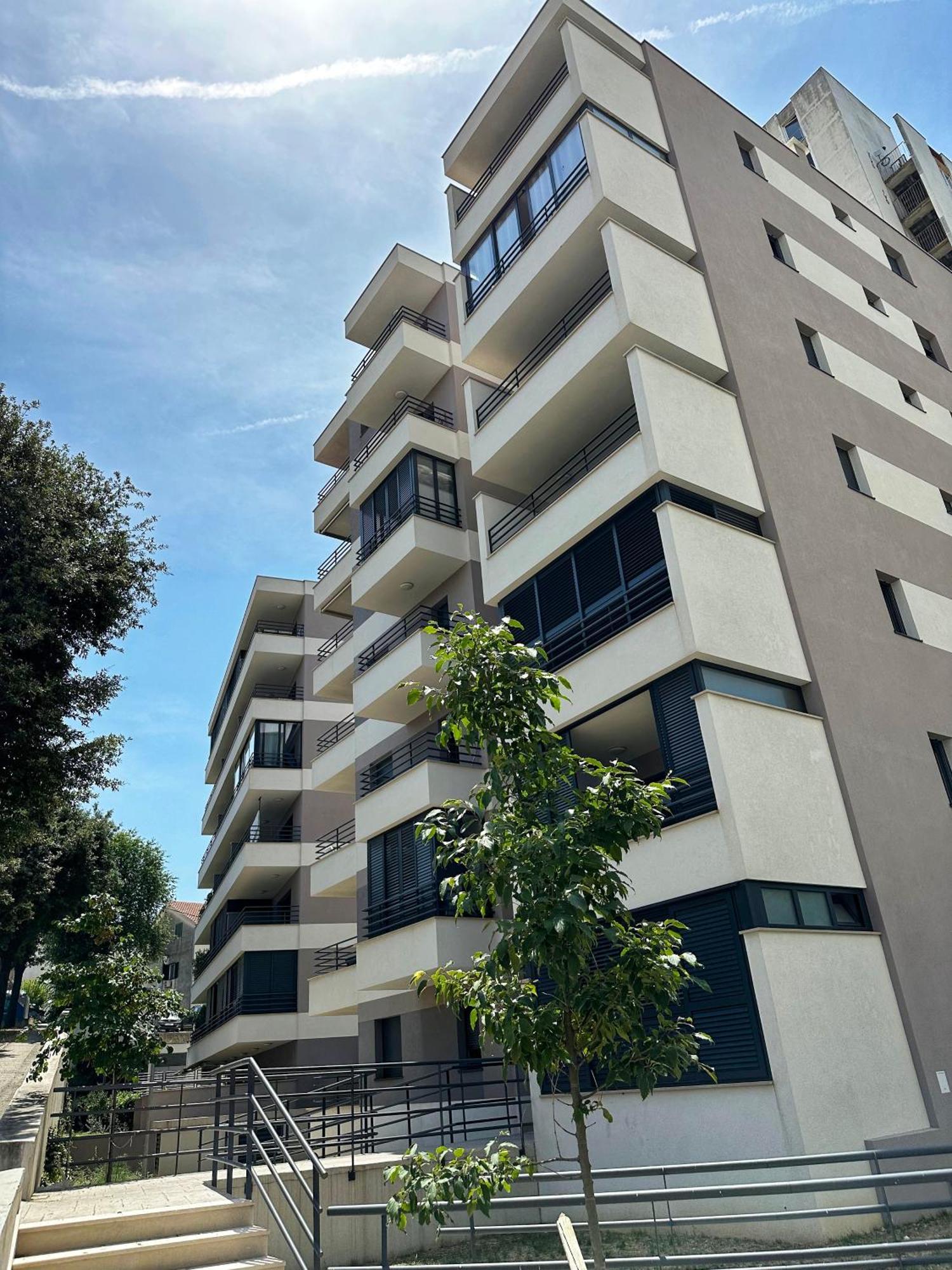 Апартаменты S'Akvarel 1 & 5 - Private Garage Сплит Экстерьер фото