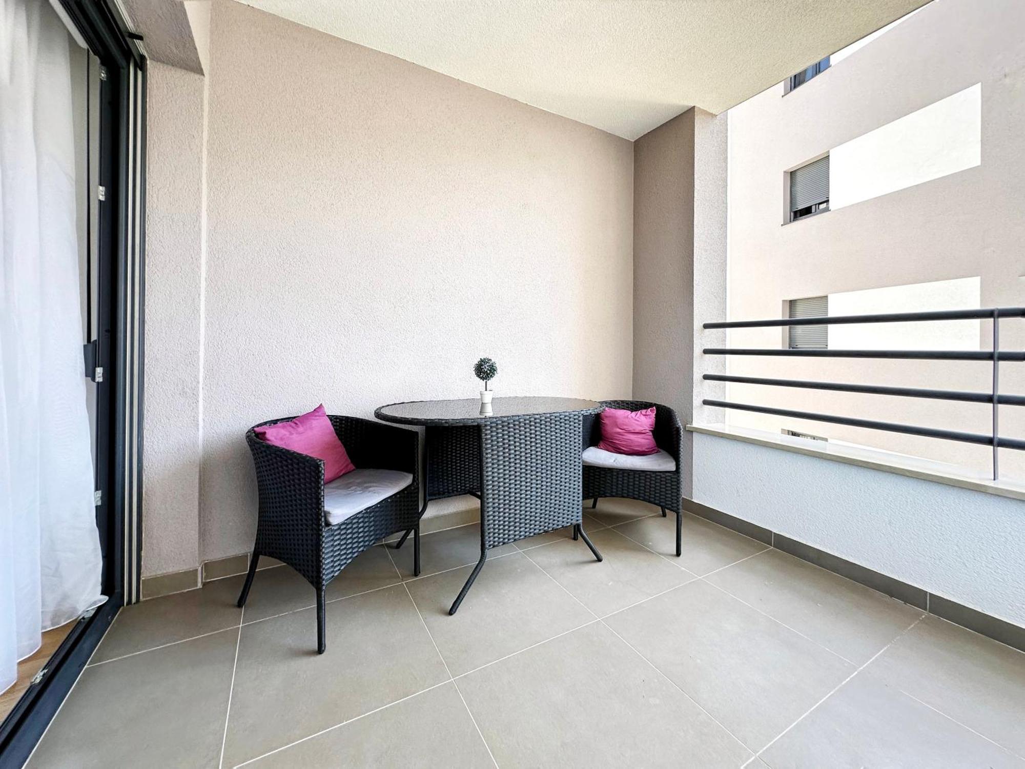 Апартаменты S'Akvarel 1 & 5 - Private Garage Сплит Экстерьер фото